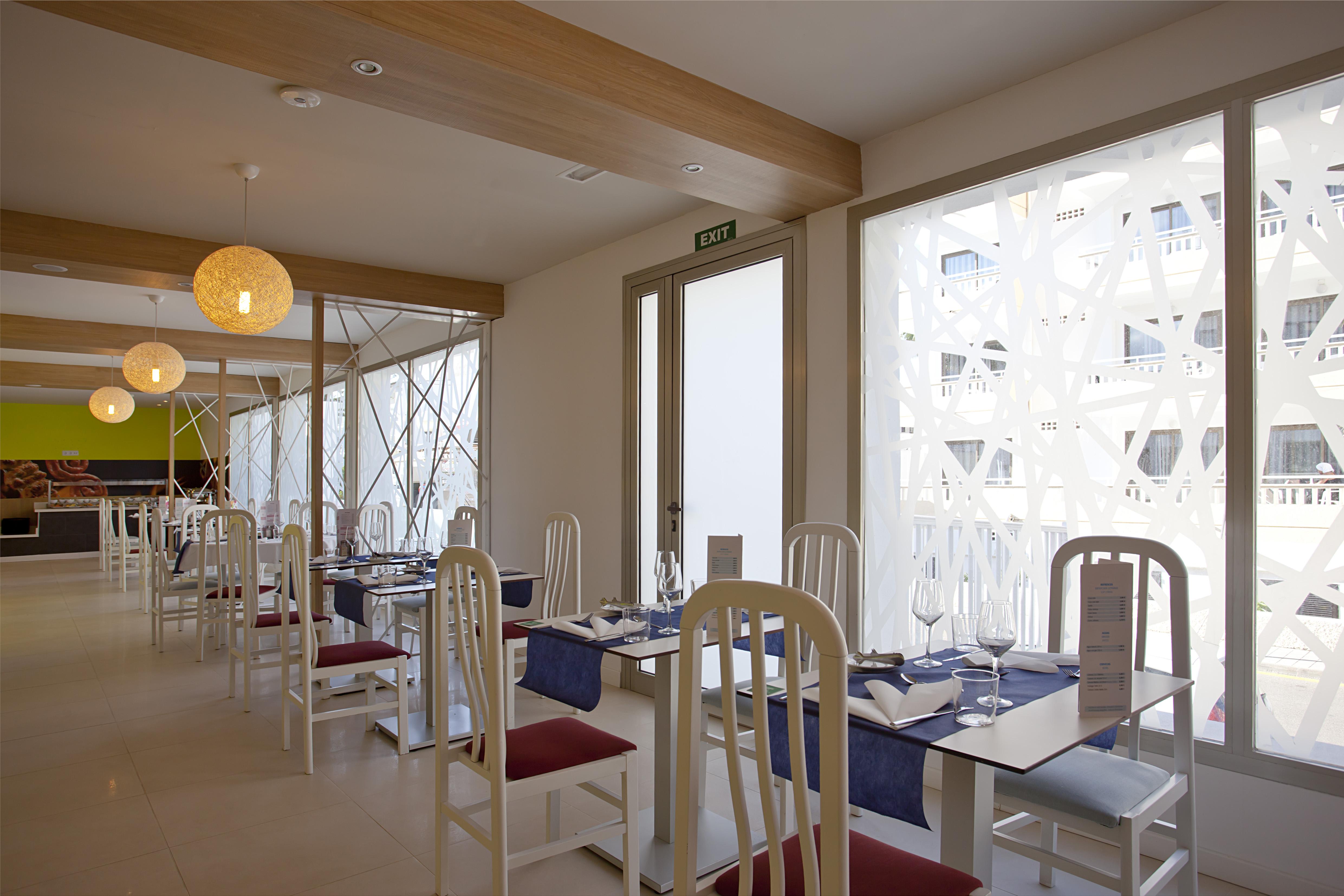 Bluesea Anba Romani Cala Millor  Extérieur photo